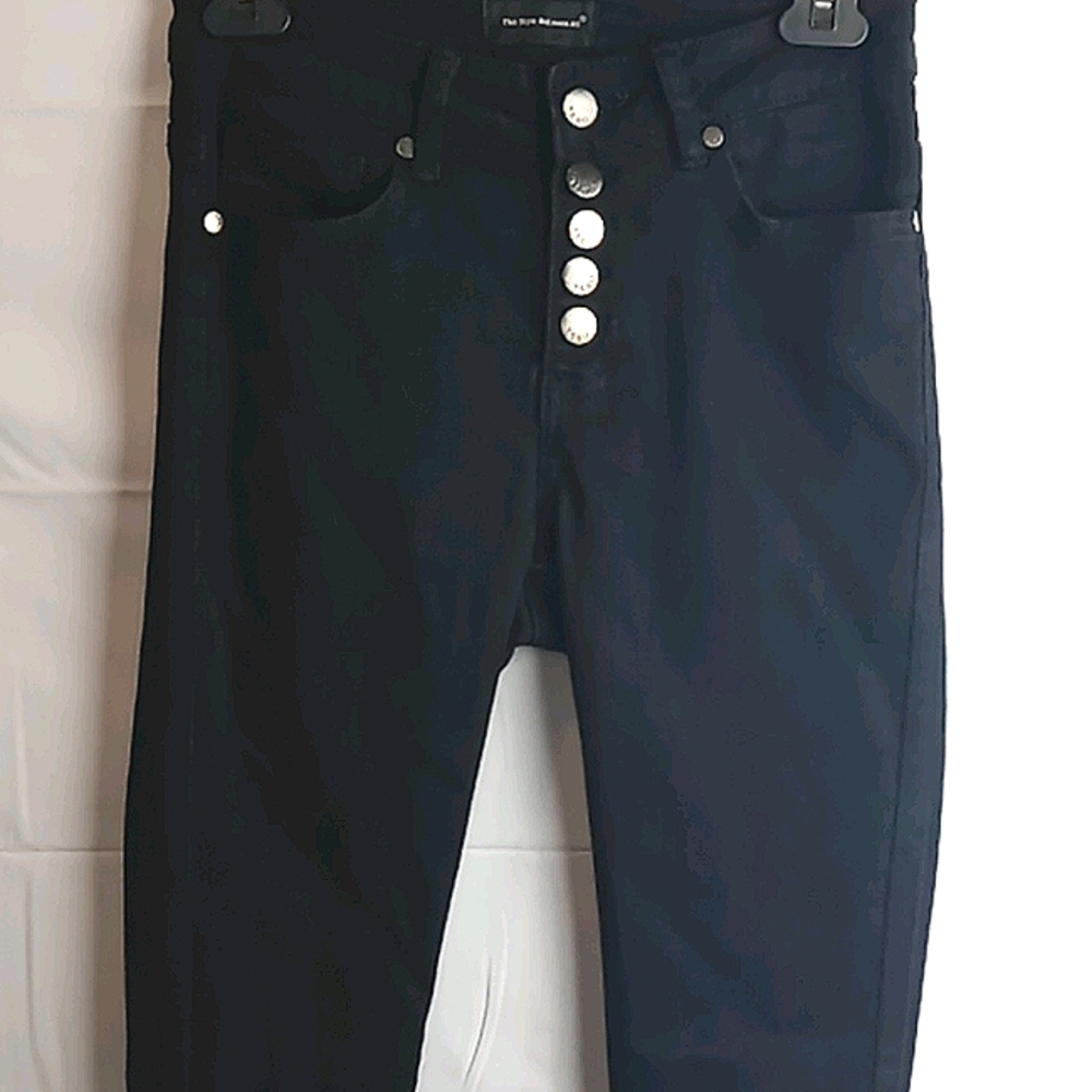 The style between us. Skinny black Sz 5